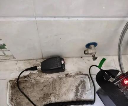 湖里屋顶漏水维修公司分享下卫生间漏水的危害及解决方法